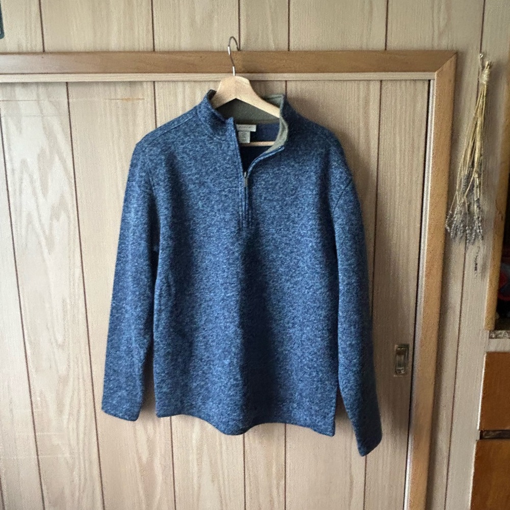 Aspen Rise Blue Sweatshirt Classic Crew Neck